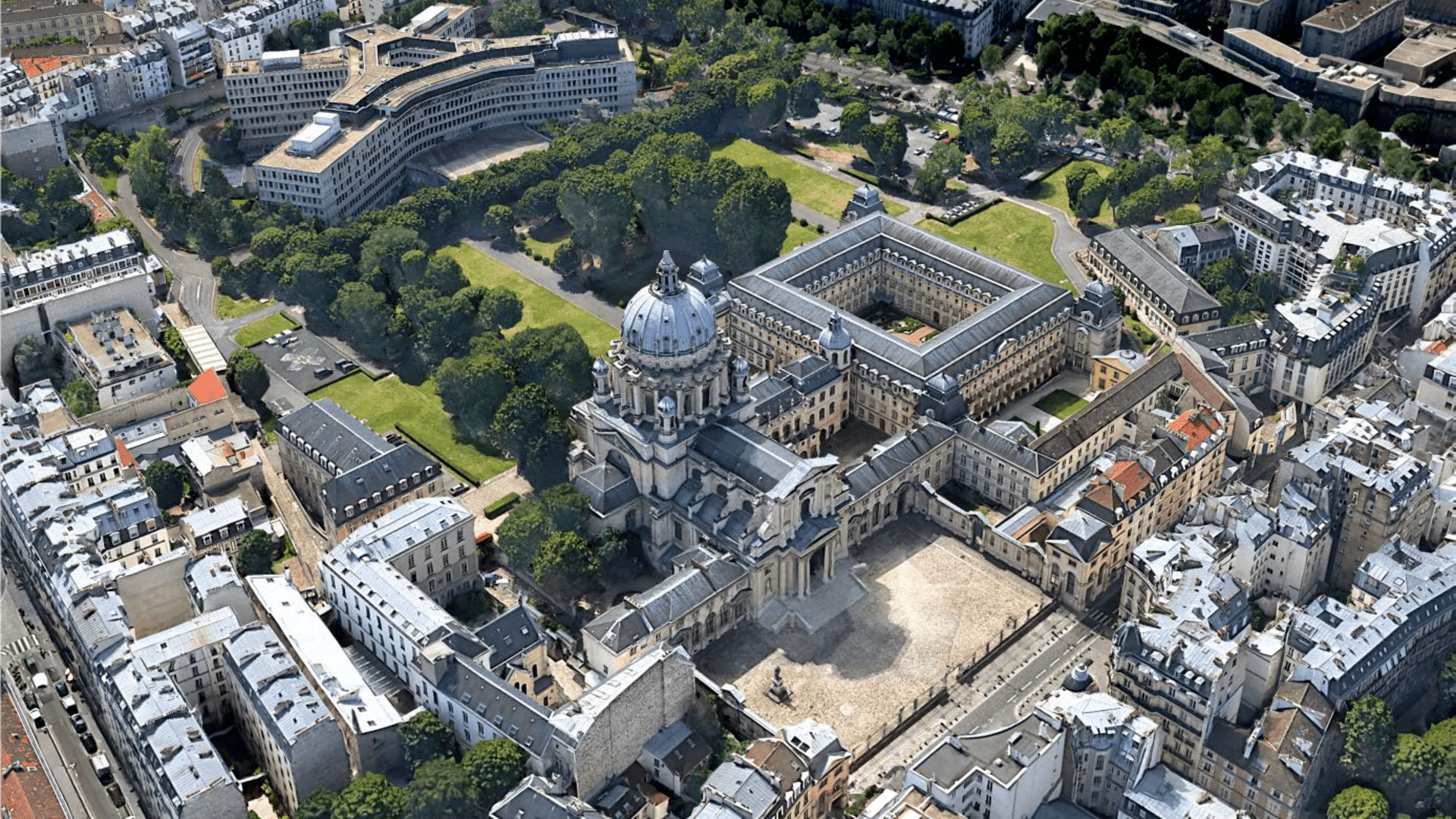 Paris Santé Campus – site de l’ancien Hôpital d’Instruction des Armées du Val-de-Grâce (Paris 5ème)